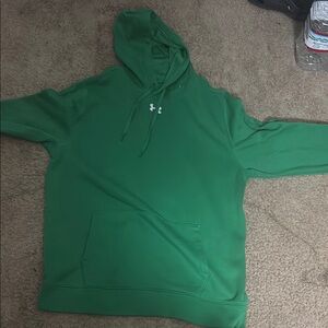 Under Armour Green Sweatshirt Vibrant Comfortable Design